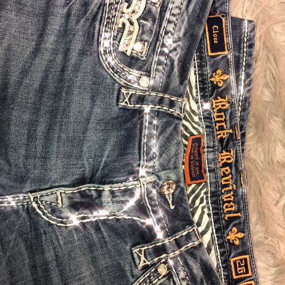 Rock Revival Jeans 👖 - Picture 6 of 7